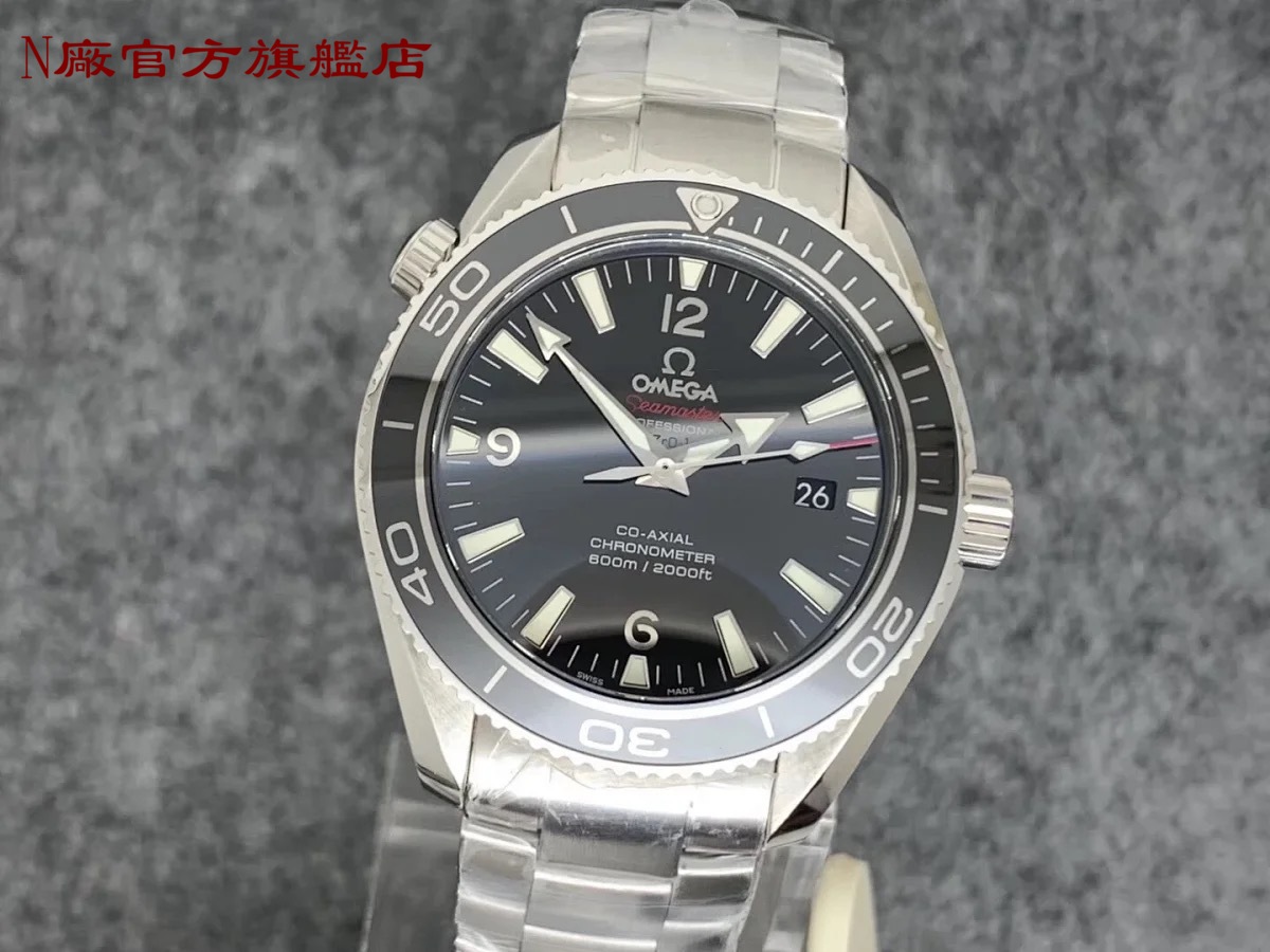 【必看】C廠官方旗艦店評測：VS廠沛納海Pam960碳纖維42mm，小手腕潛水必備！⌚C廠頂級復刻表出品